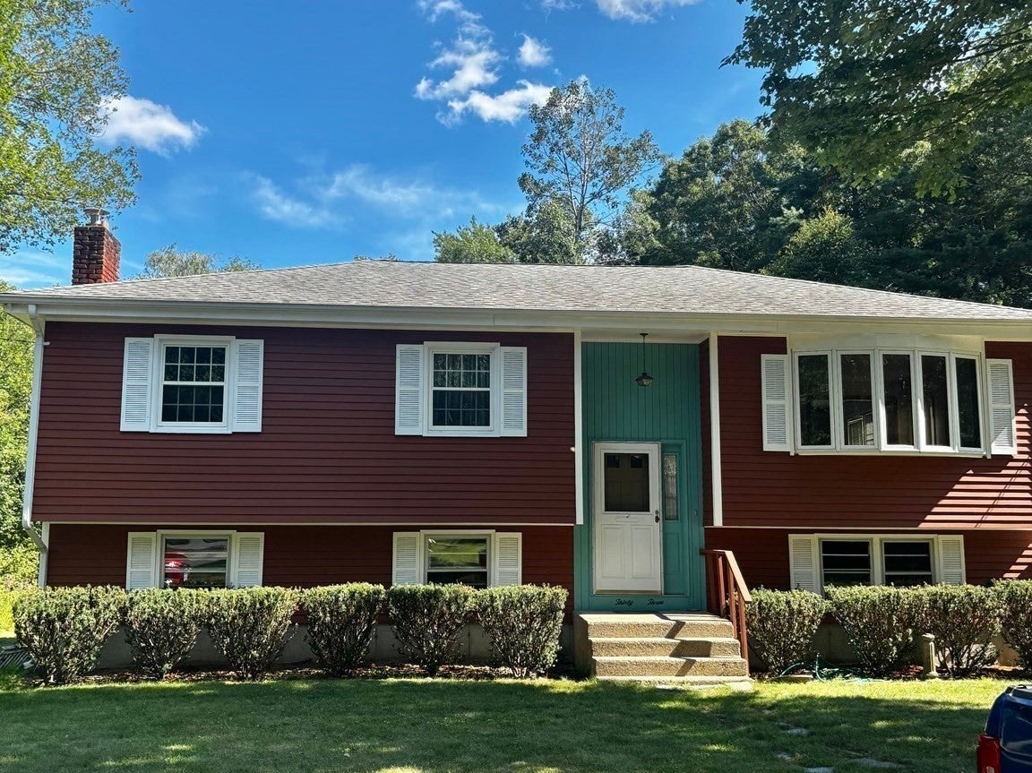 33 Chartley Brook Ln, Attleboro, MA, 33 Chartley Brook Ln, Attleboro, MA Photo #2