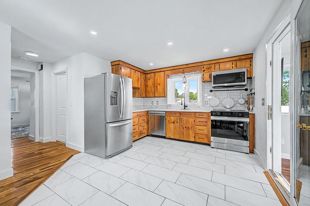 26 Westside Ave, North Attleboro, MA, 26 Westside Ave, North Attleboro, MA Photo #17