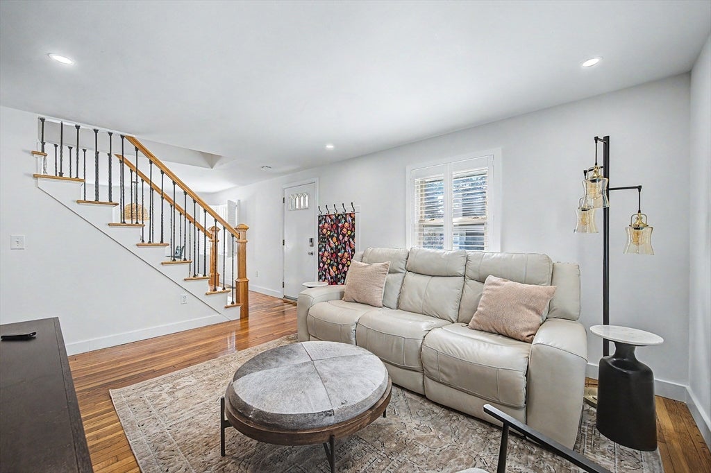 26 Westside Ave
