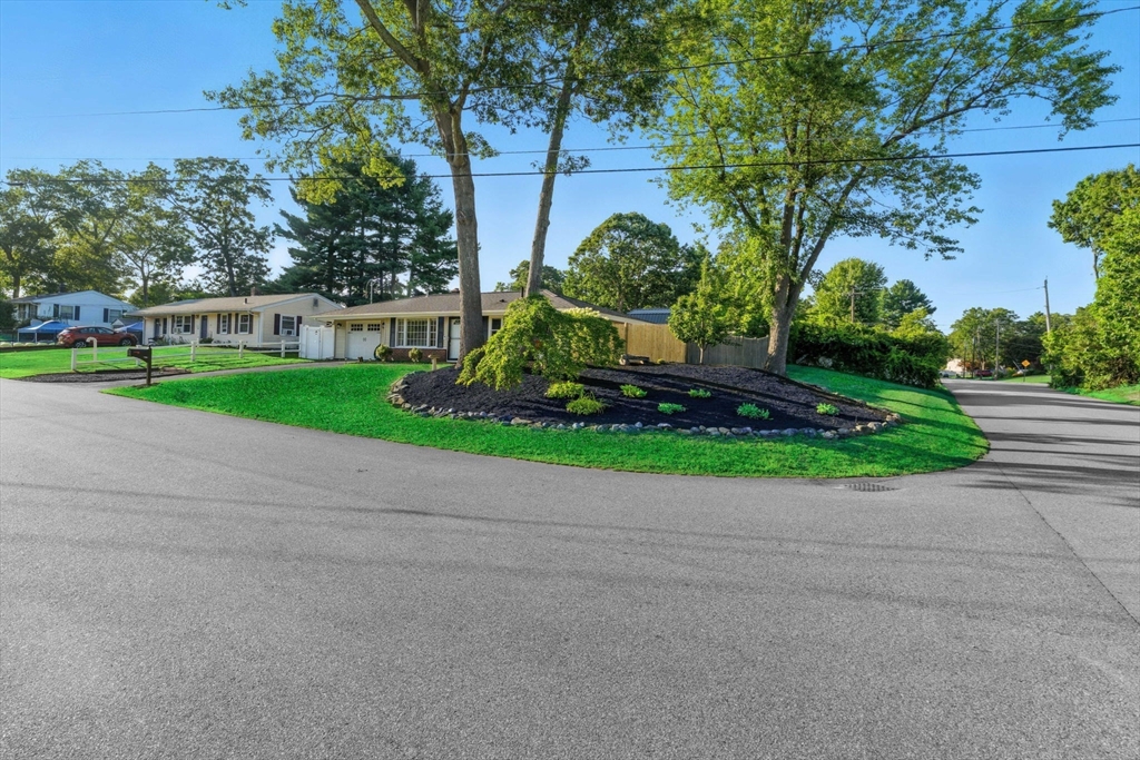 180 Patricia Dr