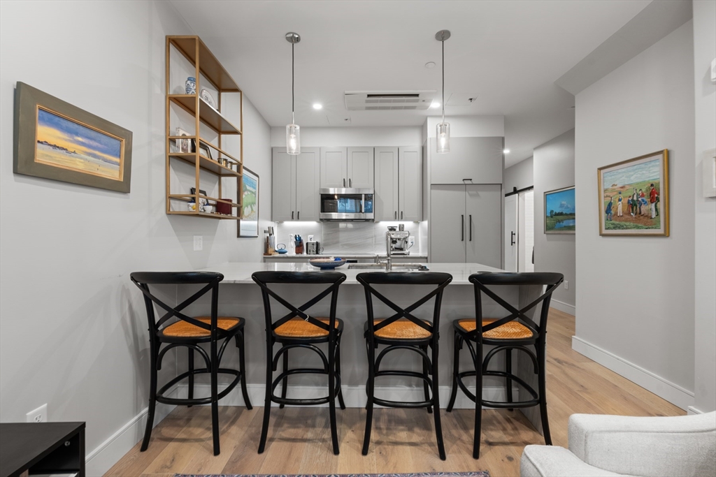 471 Hanover St 2