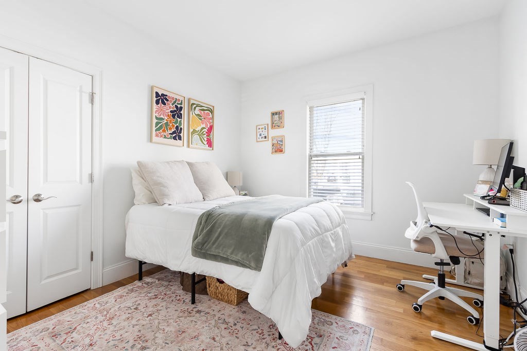 Boston, Massachusetts 02125, United States, 4 Bedrooms Bedrooms, ,2 BathroomsBathrooms,Residential,Active,86339