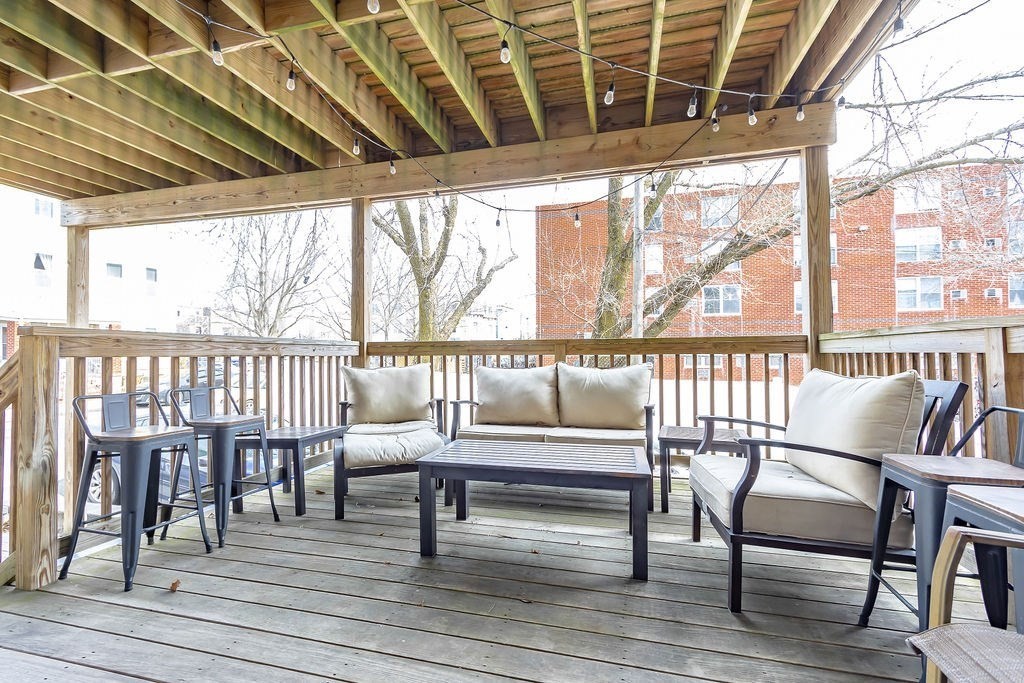 Boston, Massachusetts 02125, United States, 4 Bedrooms Bedrooms, ,2 BathroomsBathrooms,Residential,Active,86339