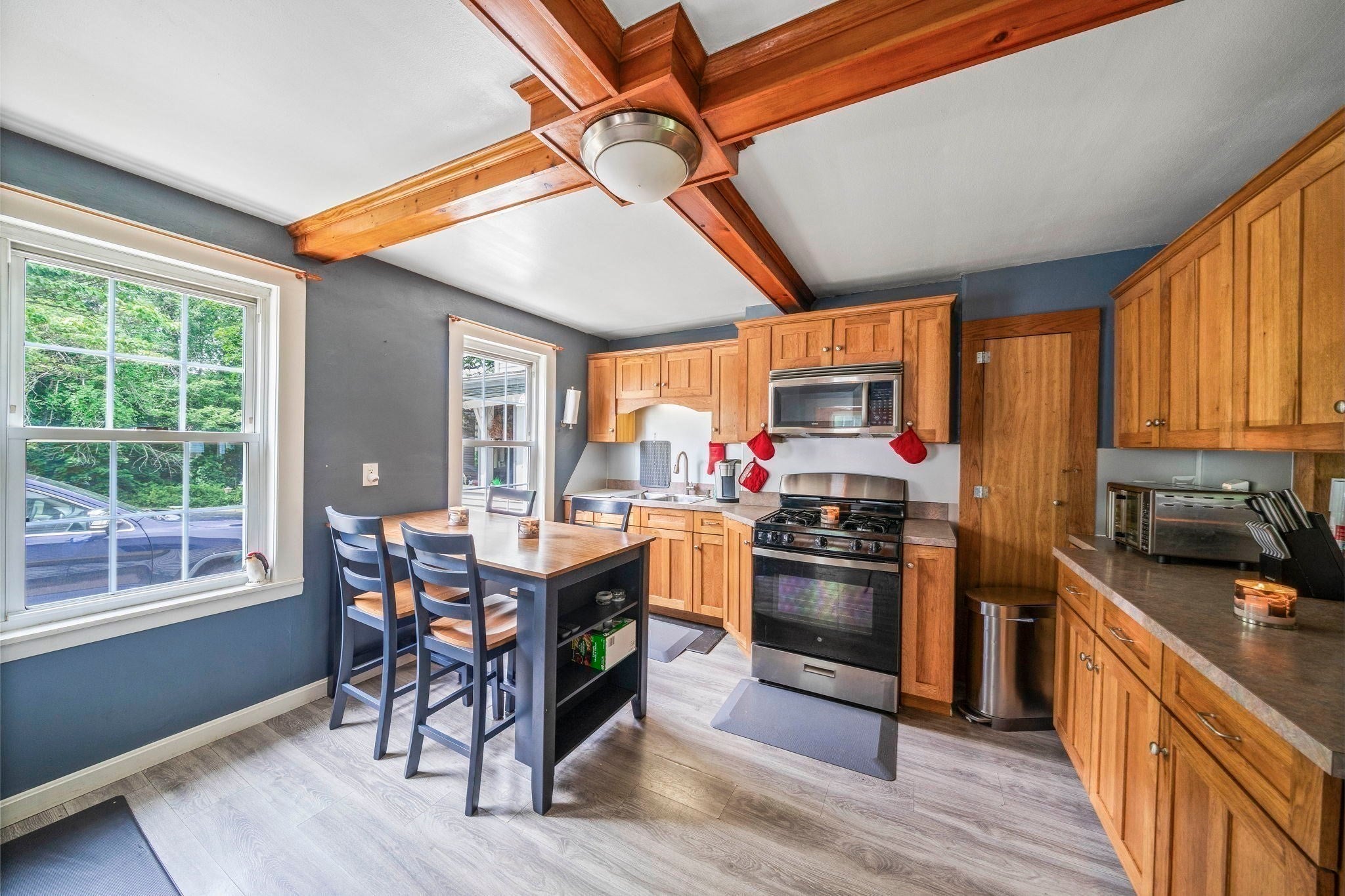 18 Bolton Pl