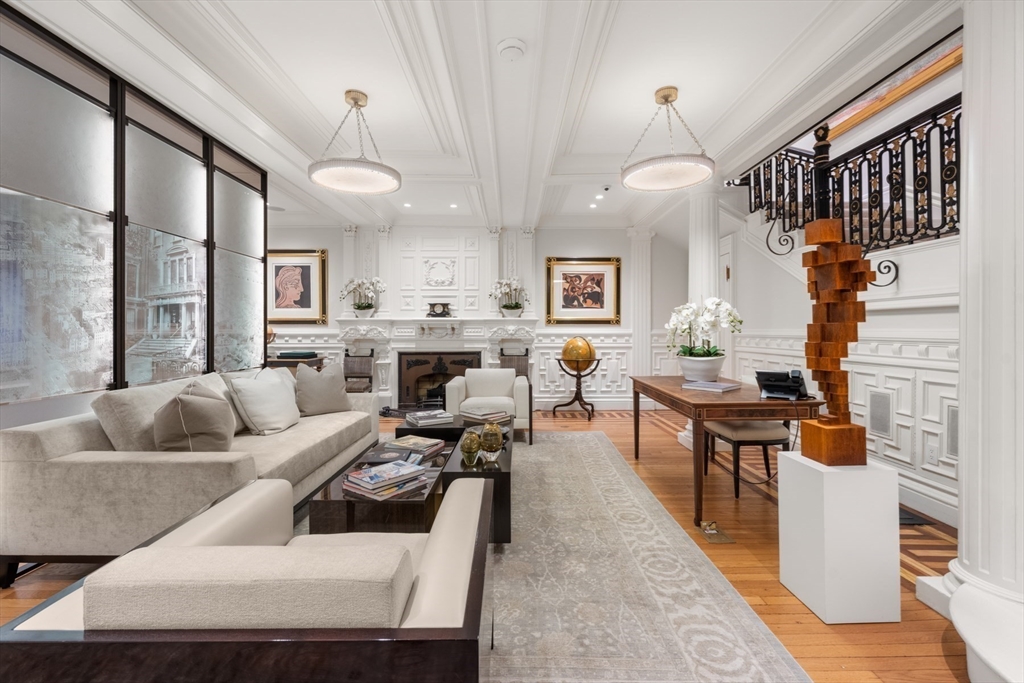 163 Marlborough Street 2