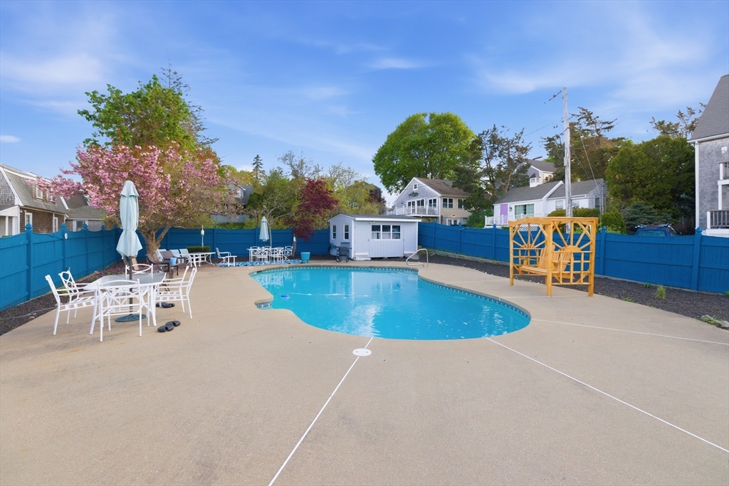 24 Holmes Ave, Kingston, MA Photo #11