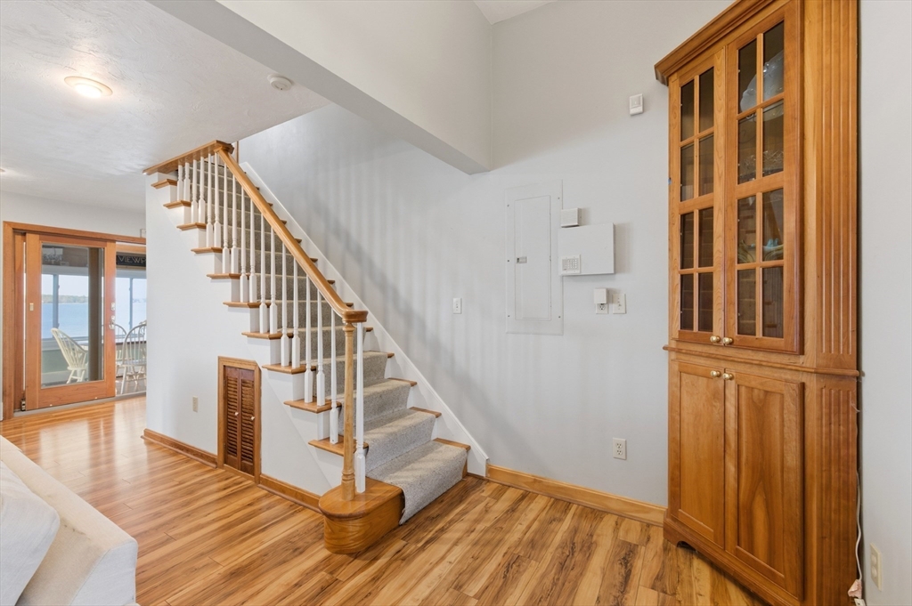24 Holmes Ave, Kingston, MA Photo #17
