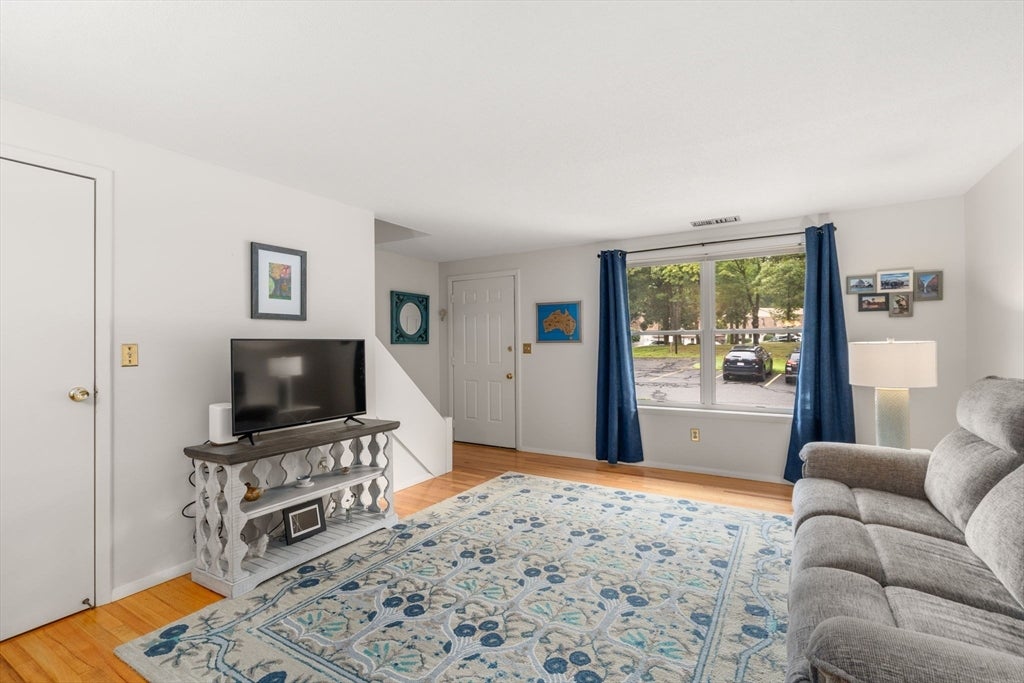 45 Granby Heights #45, Granby, MA, 45 Granby Heights #45, Granby, MA Photo #3