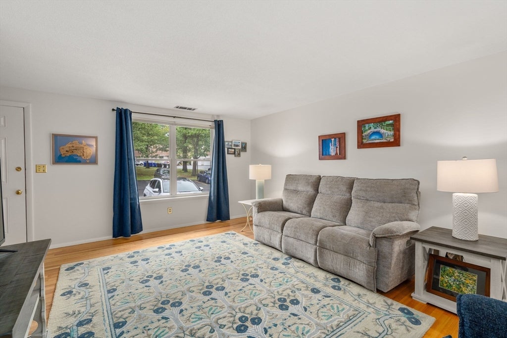 45 Granby Heights #45, Granby, MA, 45 Granby Heights #45, Granby, MA Photo #2