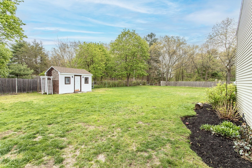 28 Nevens Circle, Rockland, MA Photo #34