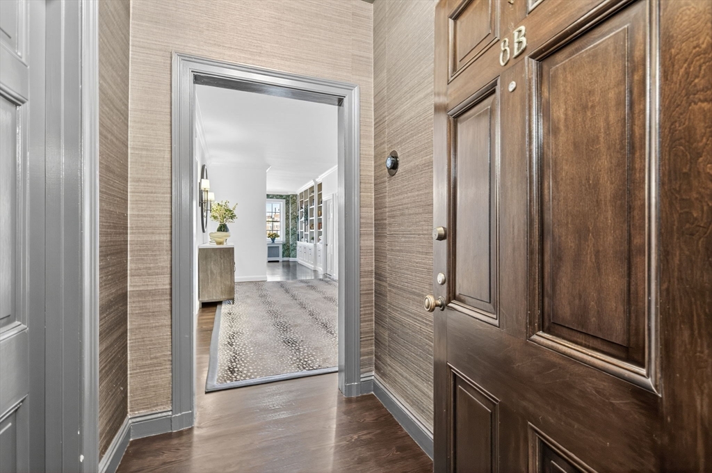 65 Commonwealth Ave 8B