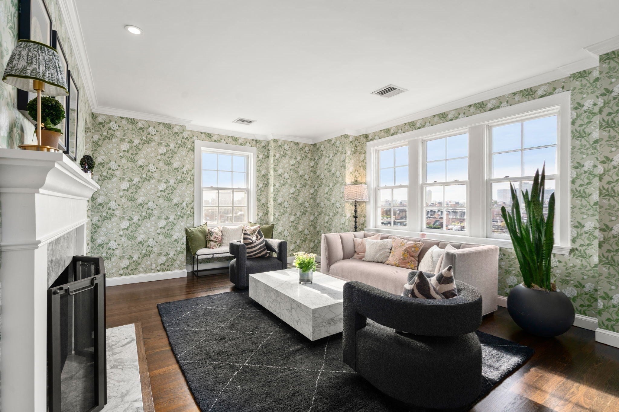 65 Commonwealth Ave 8B