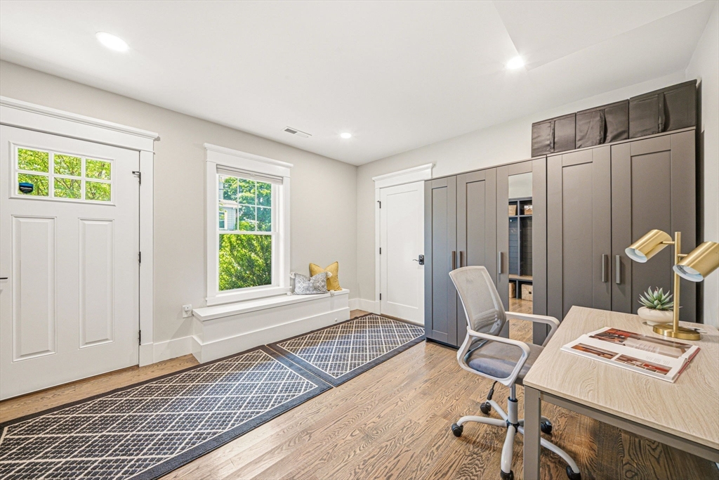 4 Boynton St 1