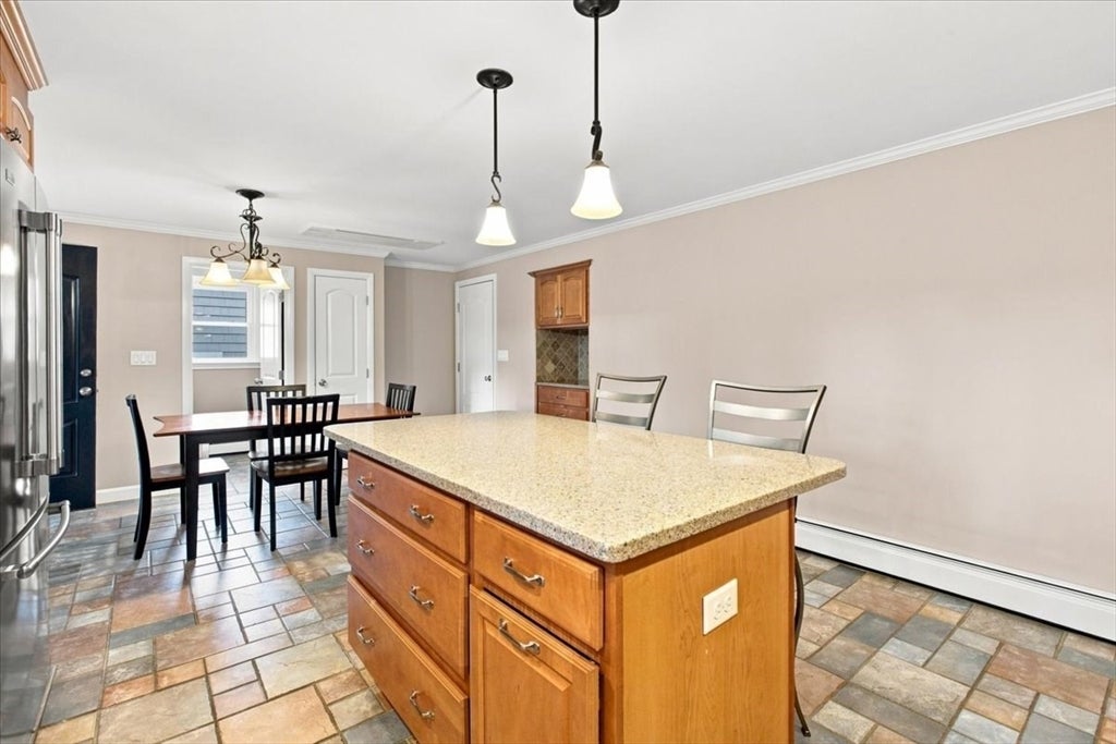 113 Pincushion Rd, Framingham, MA Photo #6