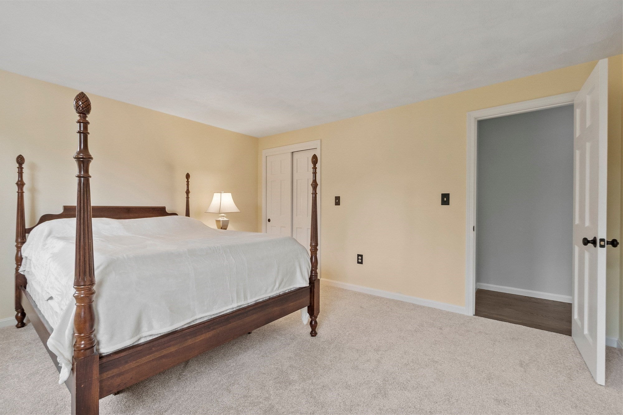 22 Almeria Circle, Westford, MA, 22 Almeria Circle, Westford, MA Photo #20