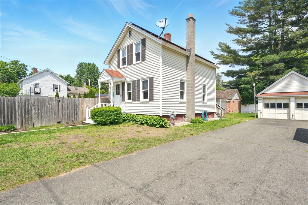 7 Gaston St