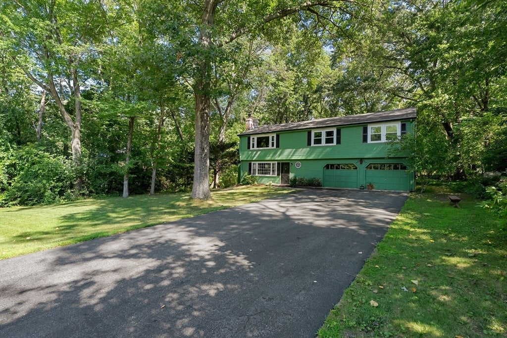 8 Dana Rd