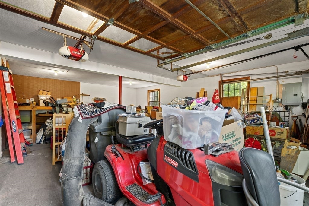 8 Dana Rd, Bedford, MA Photo #33