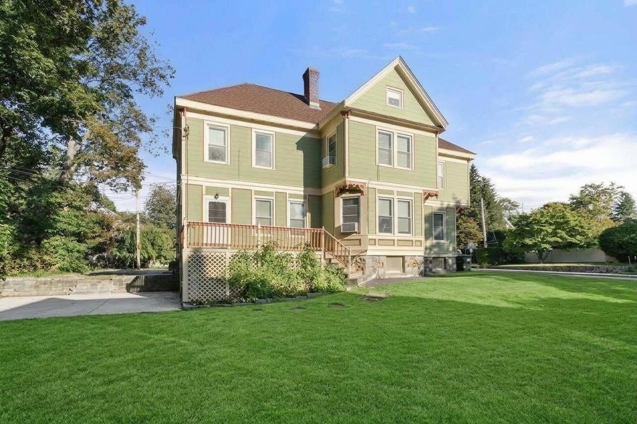 56 Warren Ave #2, Marlborough, MA, 56 Warren Ave #2, Marlborough, MA Photo #2