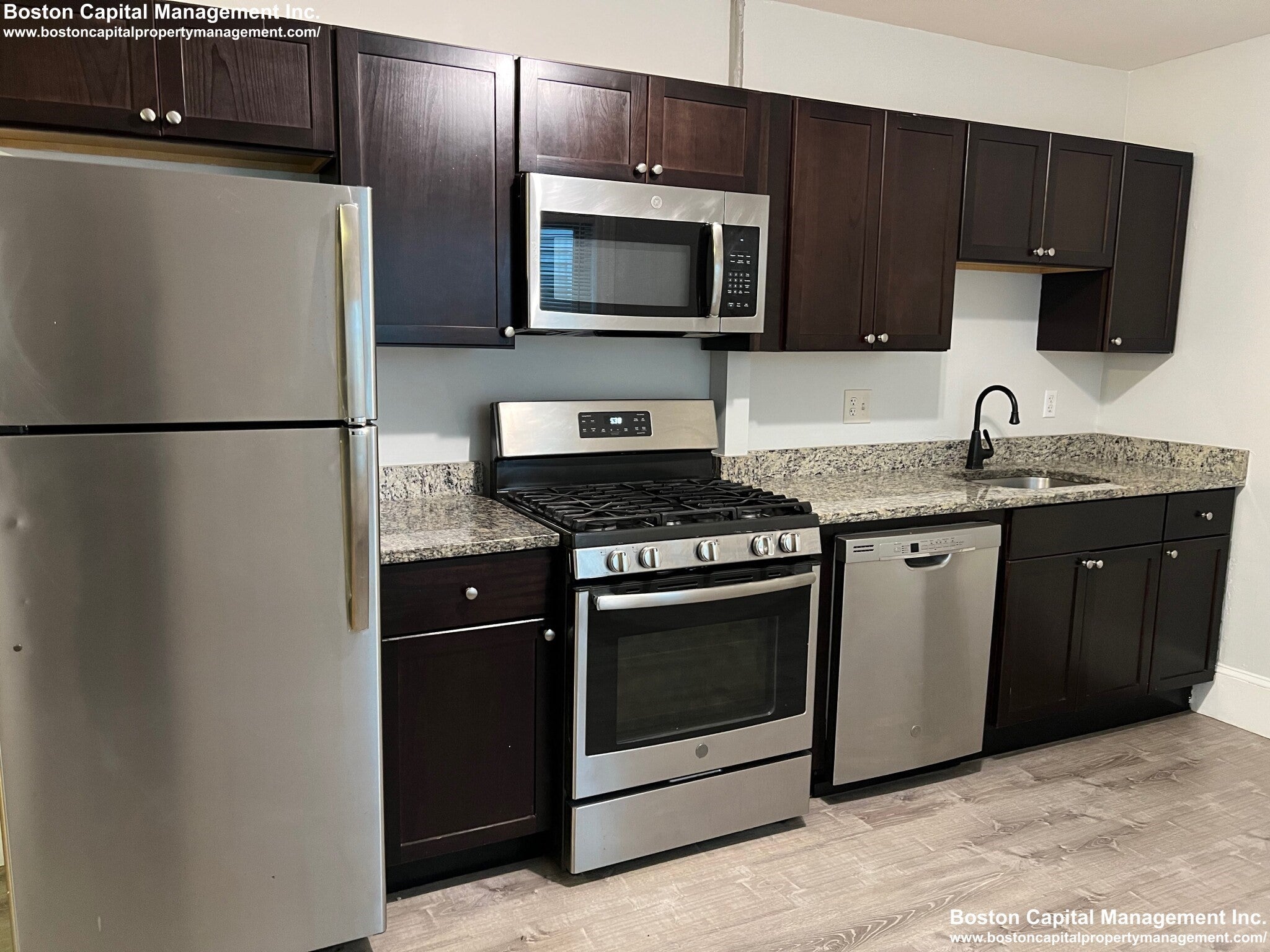Photo of 207 Broadway, Everett, MA