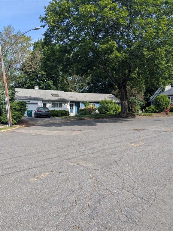 104 Oldham Rd