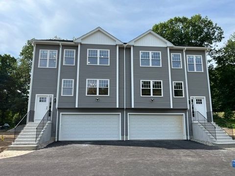 Photo of 191A Oxford Ave #1, Dudley, MA 01571 (MLS # 73551697)