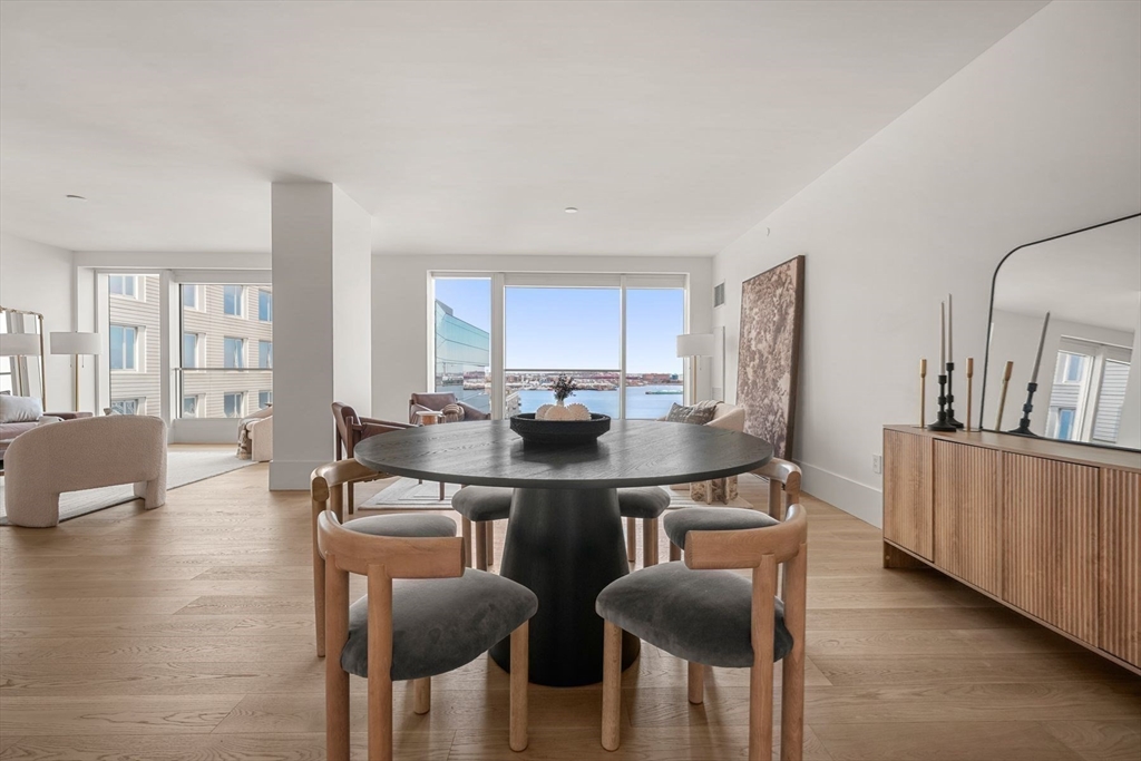 150 Seaport Boulevard 15CD