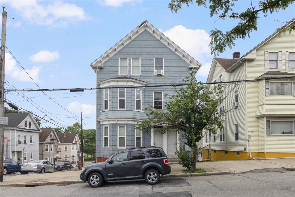 748 Atwells Ave