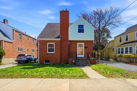 Photo of 75 Tufts St, Arlington, MA 02474 (MLS # 73504864)
