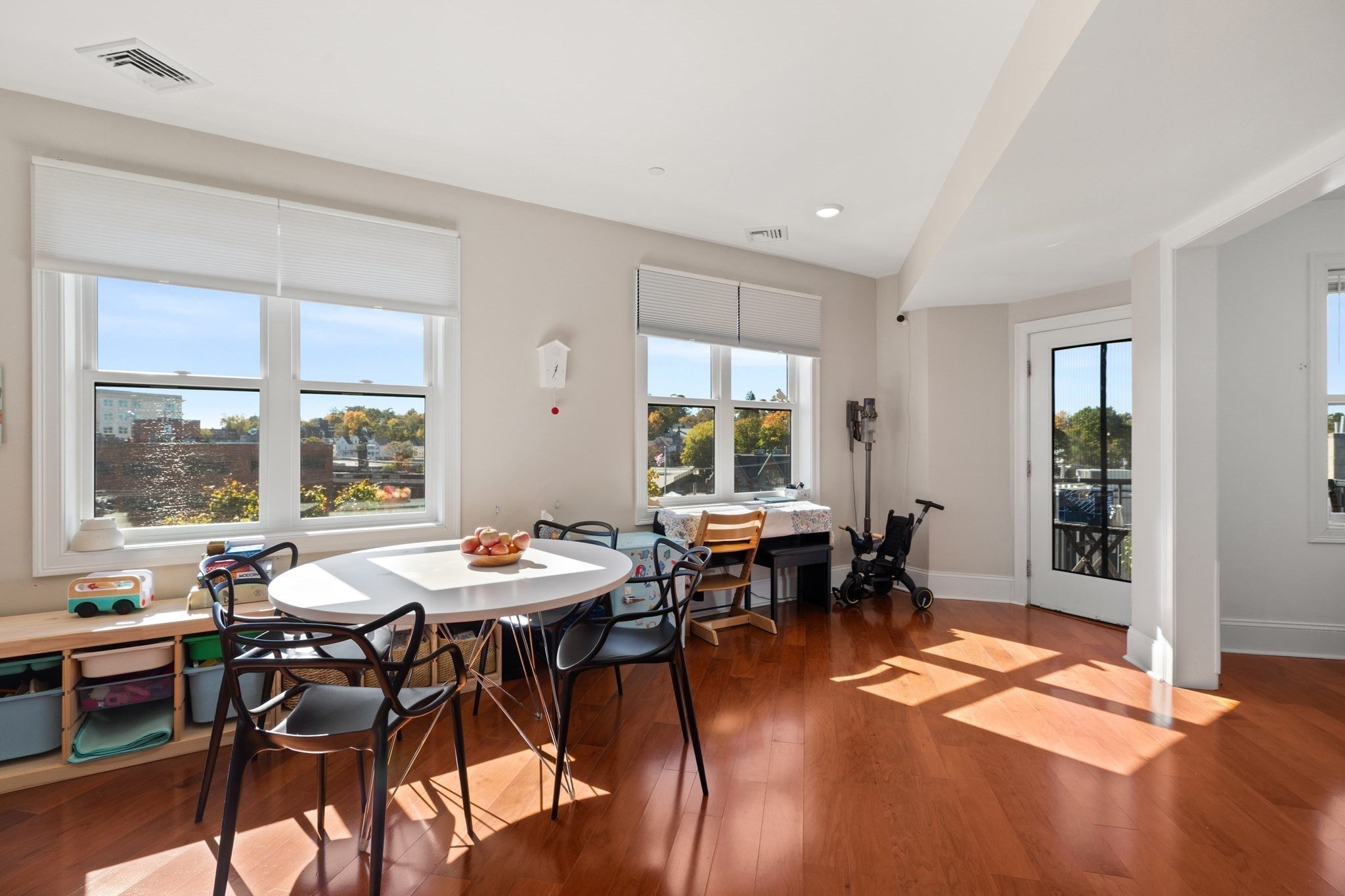 32 Gilson Rd 16