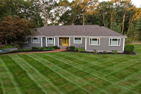 Photo of 47 Fords Crossing, Norwell, MA 02061 (MLS # 73508809)