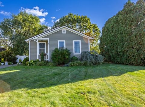 40 Nancy St New Bedford MA 02745