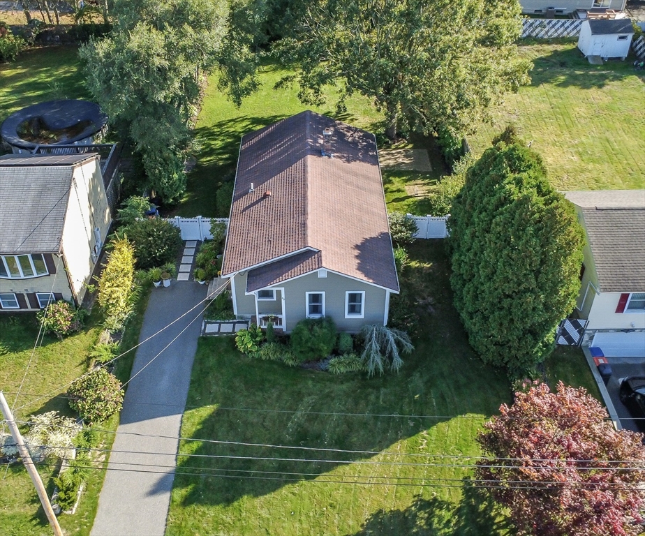 40 Nancy St