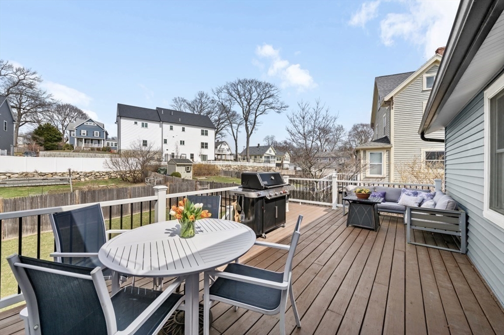 Woburn, Massachusetts 01801, United States, 4 Bedrooms Bedrooms, ,2 BathroomsBathrooms,Residential,Pending,105871