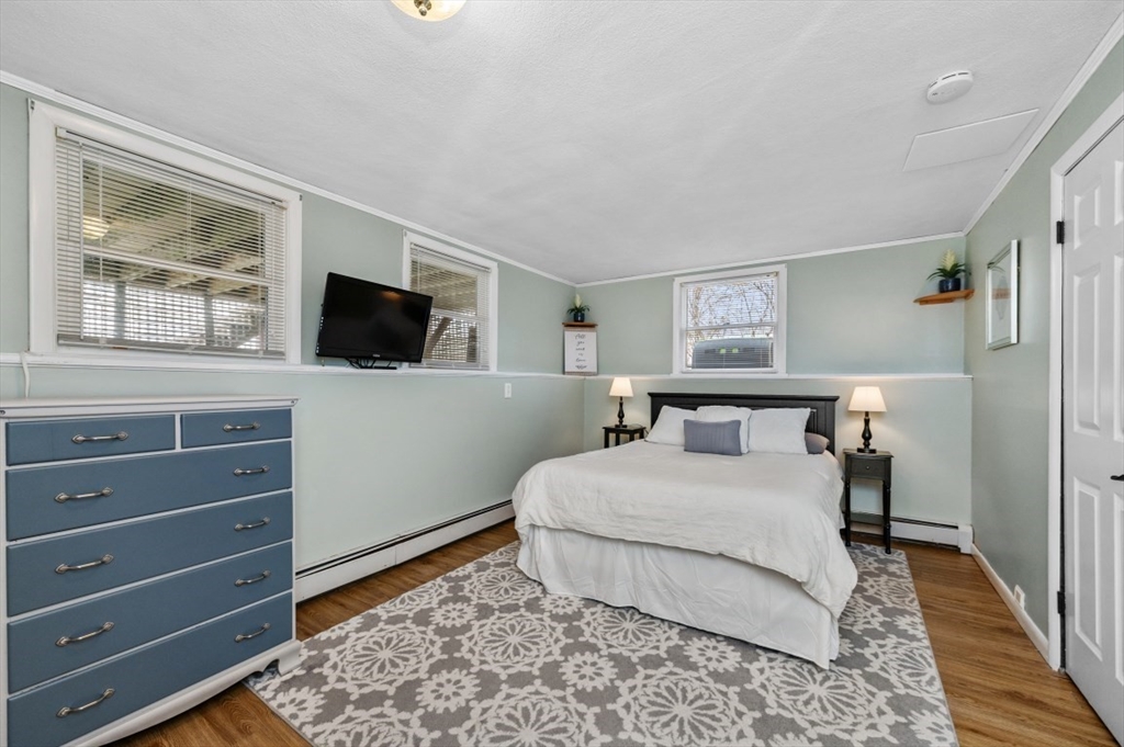 Woburn, Massachusetts 01801, United States, 4 Bedrooms Bedrooms, ,2 BathroomsBathrooms,Residential,Pending,105871