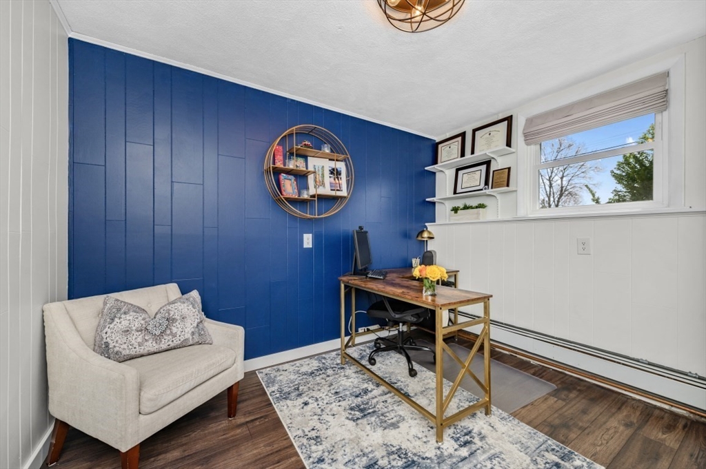 Woburn, Massachusetts 01801, United States, 4 Bedrooms Bedrooms, ,2 BathroomsBathrooms,Residential,Pending,105871