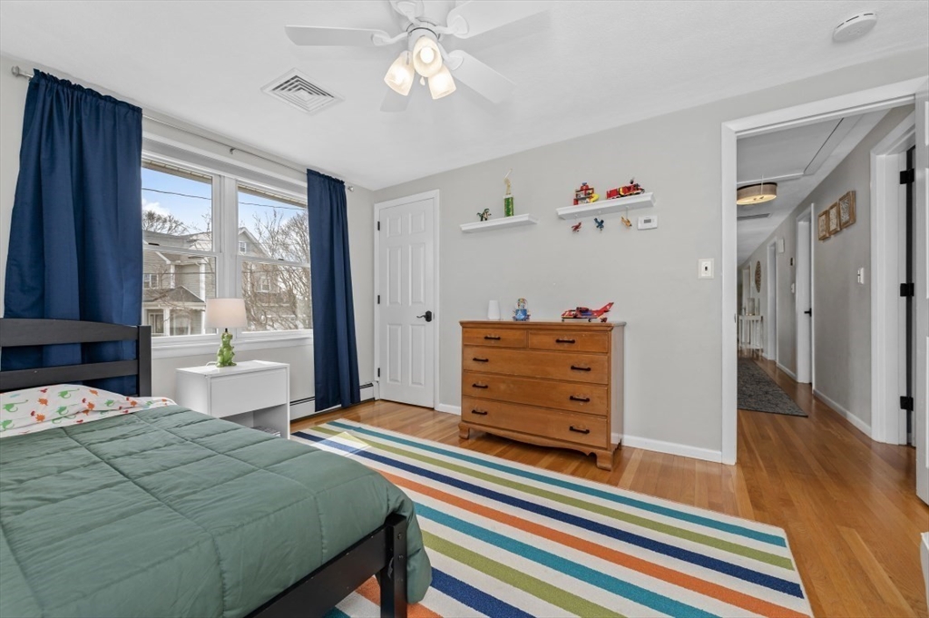 Woburn, Massachusetts 01801, United States, 4 Bedrooms Bedrooms, ,2 BathroomsBathrooms,Residential,Pending,105871