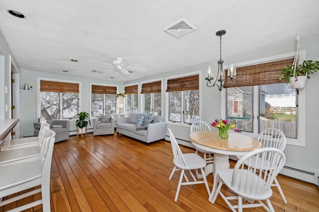 Woburn, Massachusetts 01801, United States, 4 Bedrooms Bedrooms, ,2 BathroomsBathrooms,Residential,Pending,105871