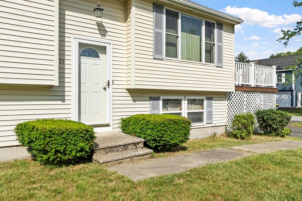 31 Brookside Rd
