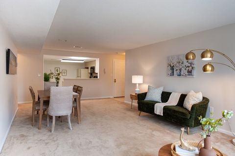 Photo of 37 Weatherly Dr #37, Salem, MA 01970 (MLS # 73487927)