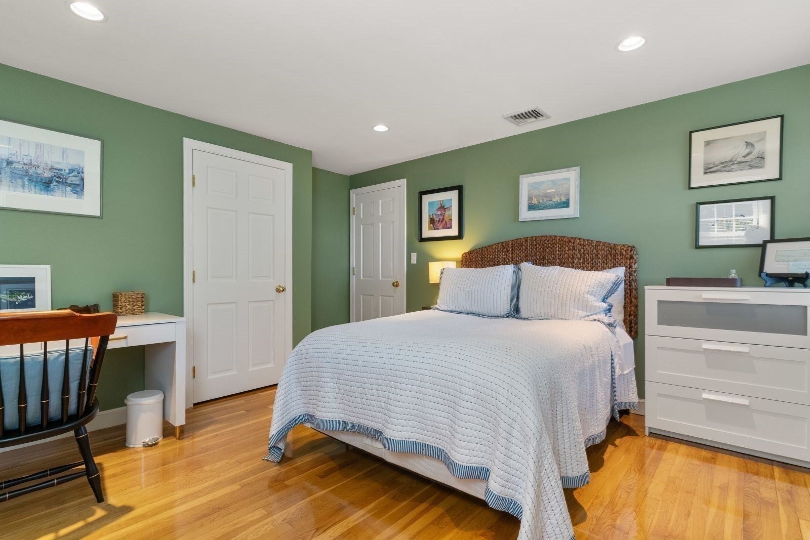 6 Tower Dr, Dover, MA, 6 Tower Dr, Dover, MA Photo #26