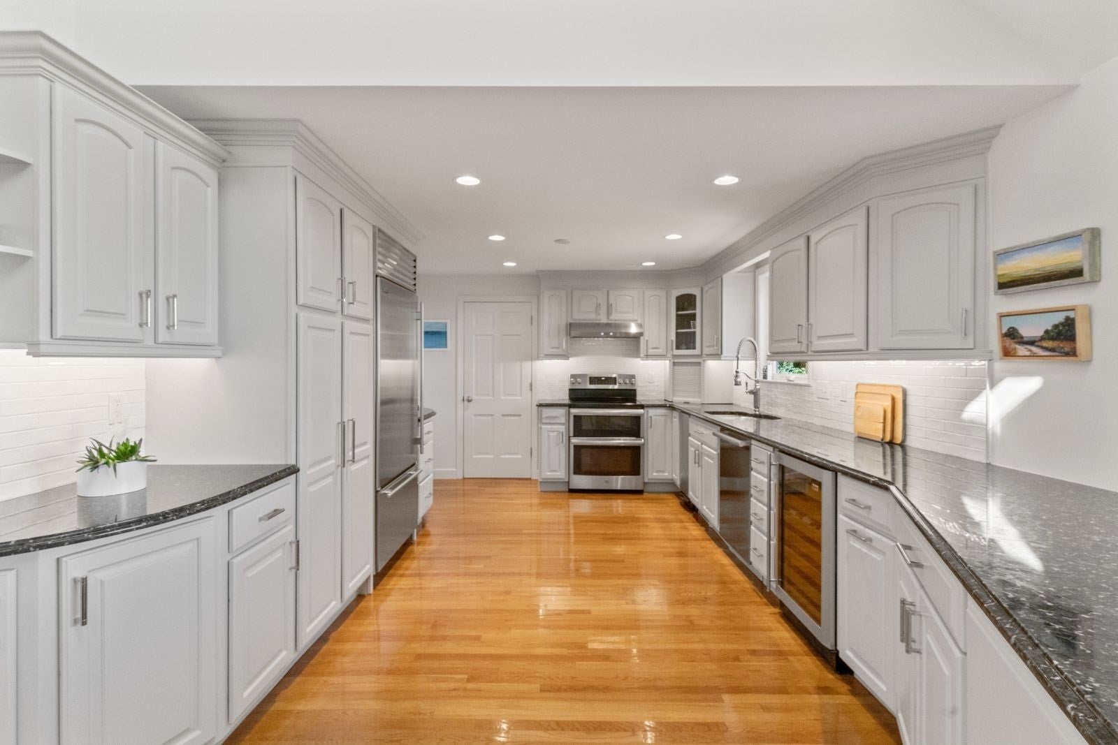 6 Tower Dr, Dover, MA, 6 Tower Dr, Dover, MA Photo #10