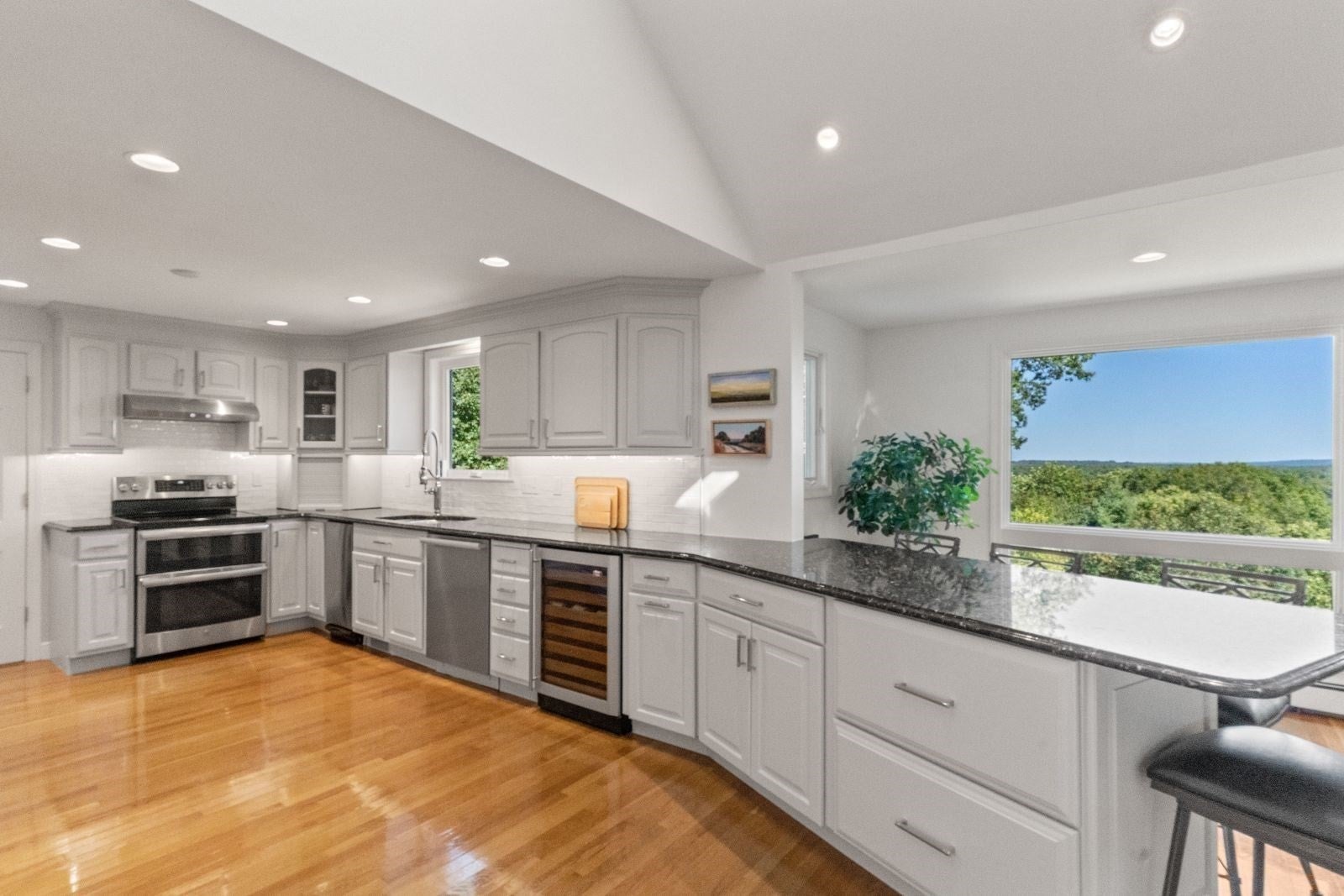 6 Tower Dr, Dover, MA, 6 Tower Dr, Dover, MA Photo #8