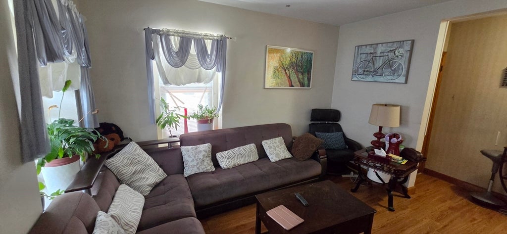 184 Gladstone ST #3, Boston, MA, 184 Gladstone ST #3, Boston, MA Photo #5
