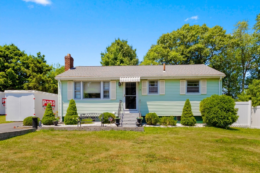 5 Oakwood Avenue