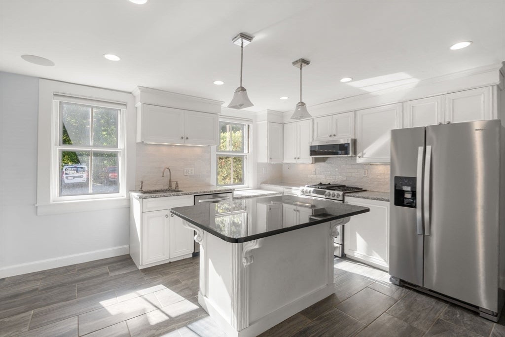 324 Union St 1