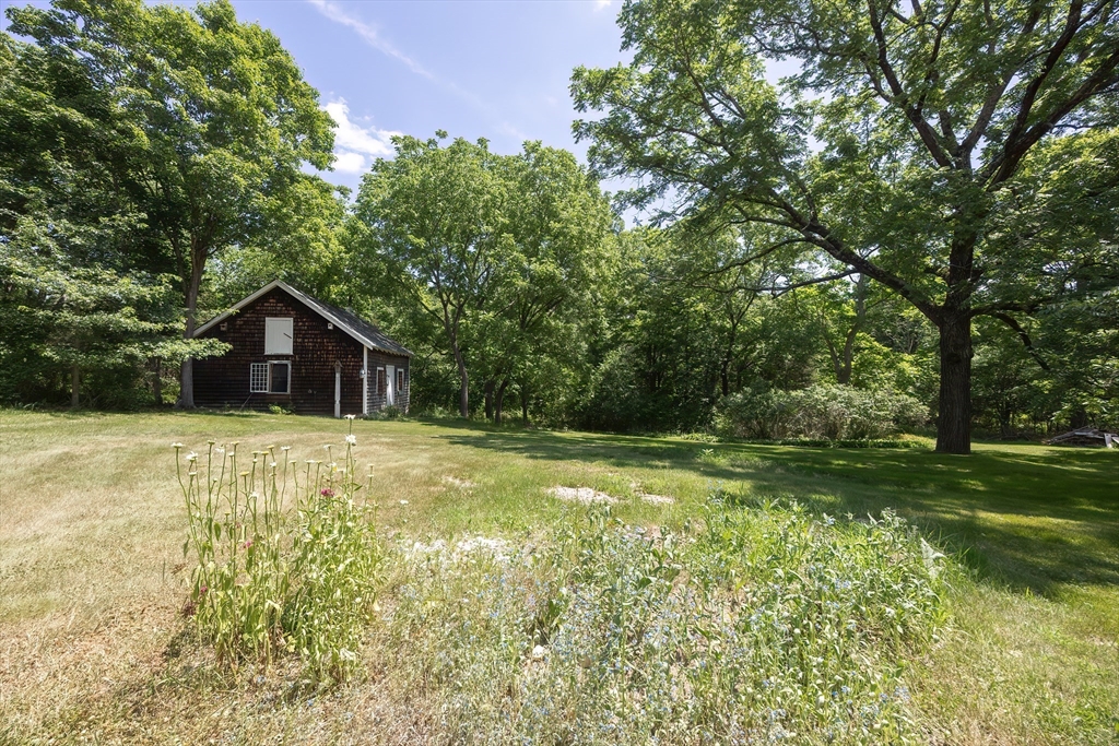 Plainville, Massachusetts 02762, United States, 4 Bedrooms Bedrooms, ,2 BathroomsBathrooms,Residential,Active,163581