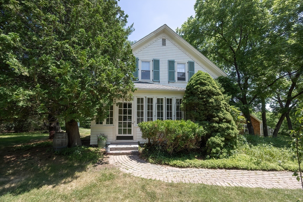 Plainville, Massachusetts 02762, United States, 4 Bedrooms Bedrooms, ,2 BathroomsBathrooms,Residential,Active,163581 Plainville, Massachusetts 02762, United States, 4 Bedrooms Bedrooms, ,2 BathroomsBathrooms,Residential,Active,163581