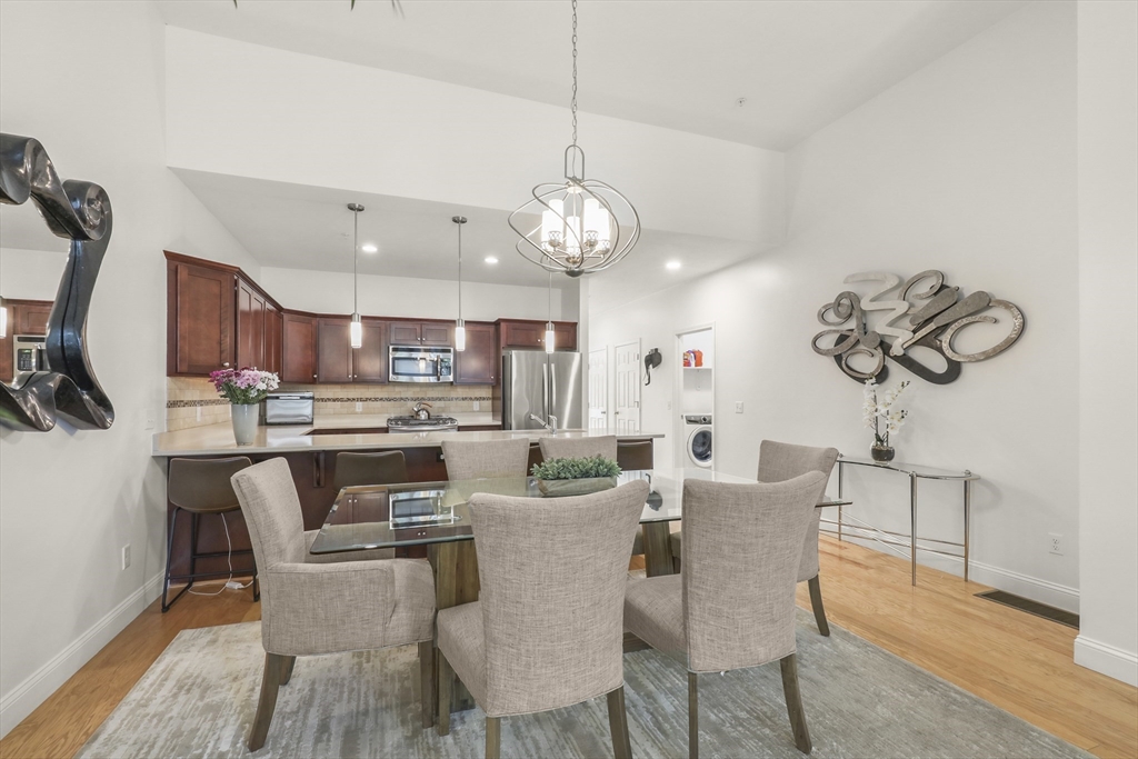 21 Grey Hawk Dr 21