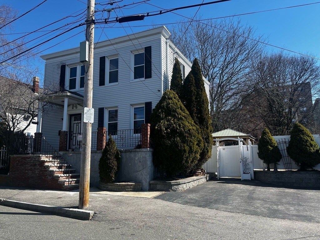 6 Stowers St